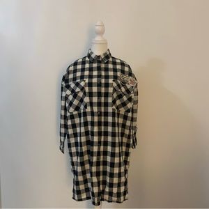 Boxy Plaid Button Down long Shirt